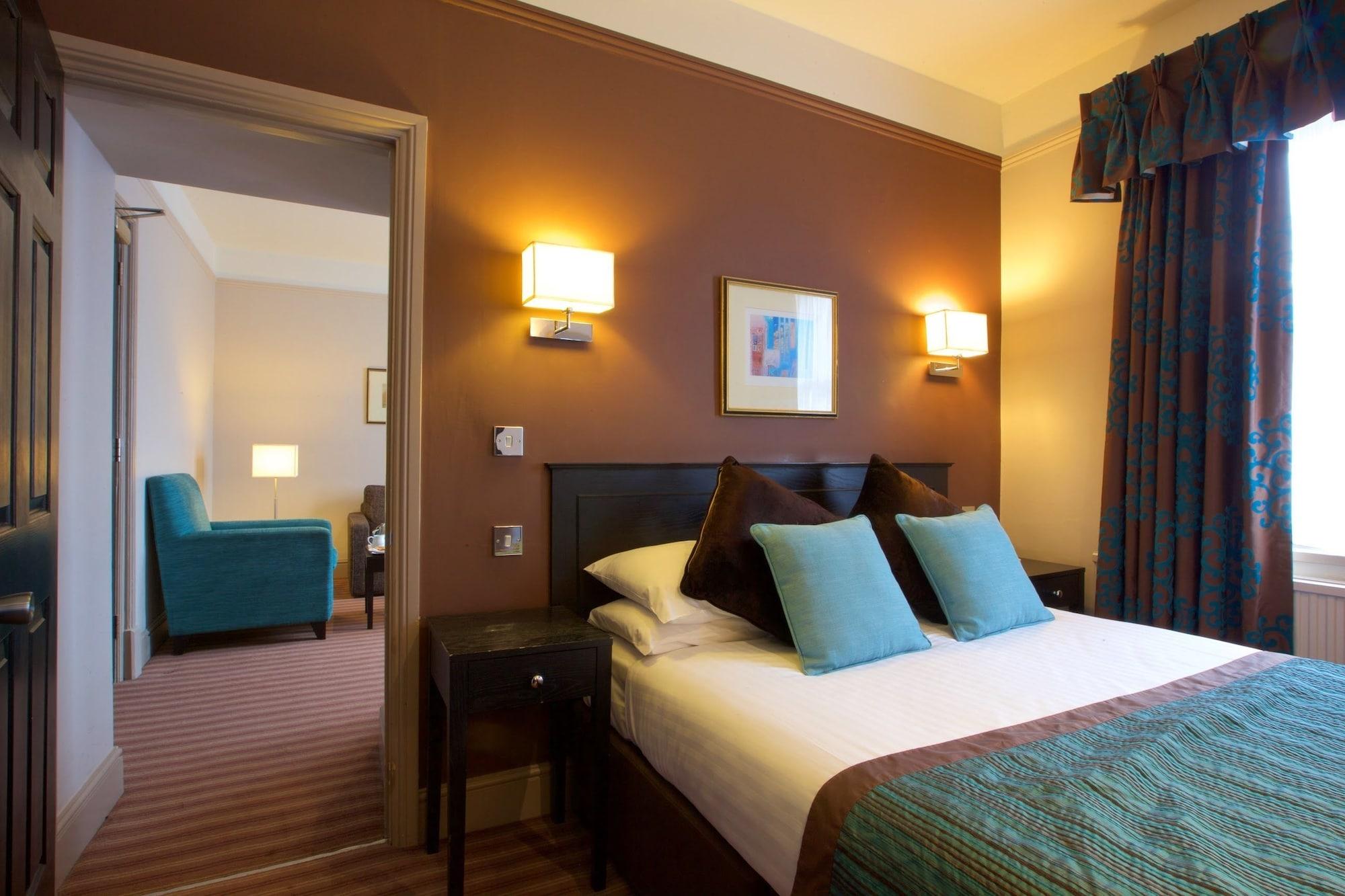 Stourport Manor Hotel Exterior photo