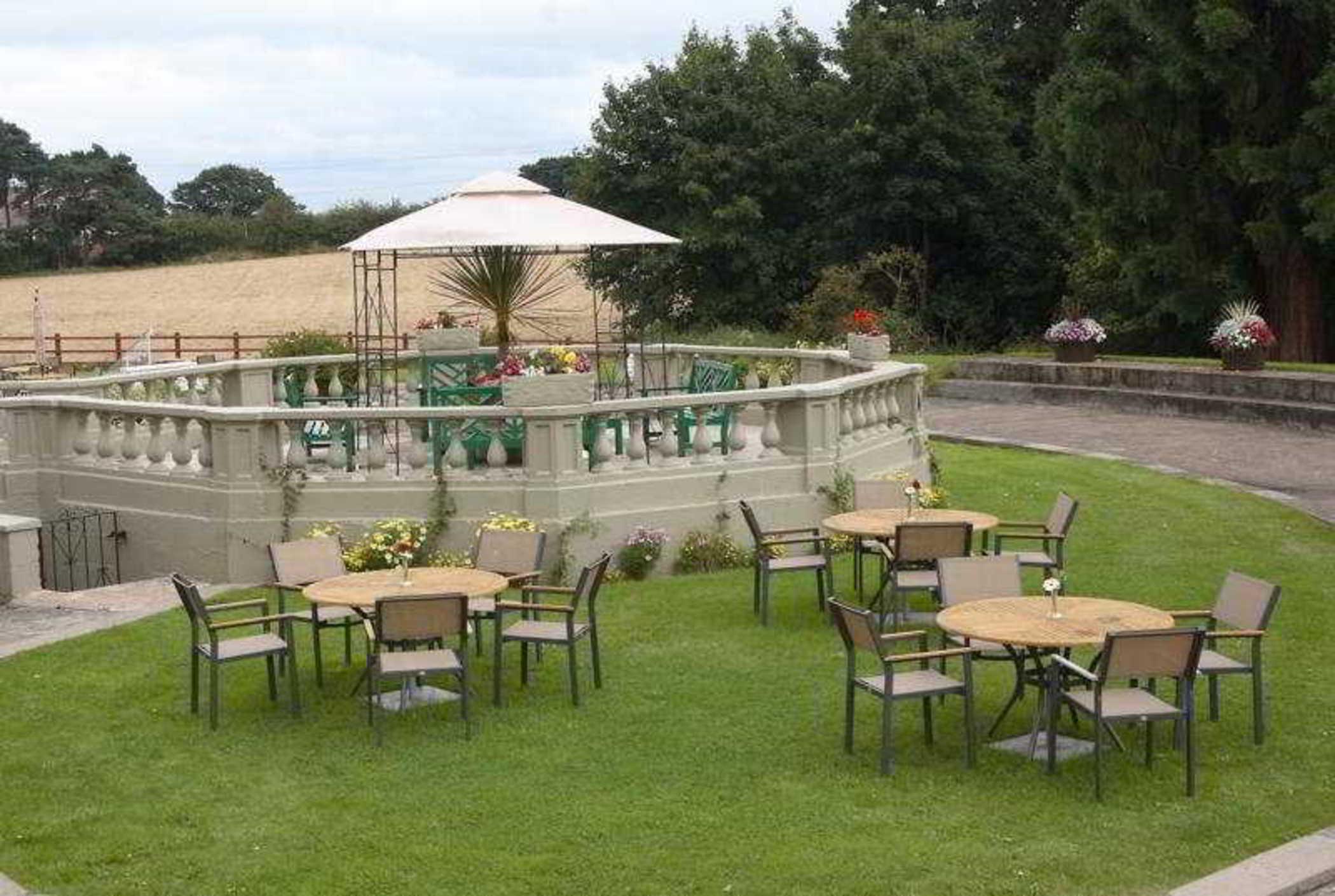 Stourport Manor Hotel Exterior photo