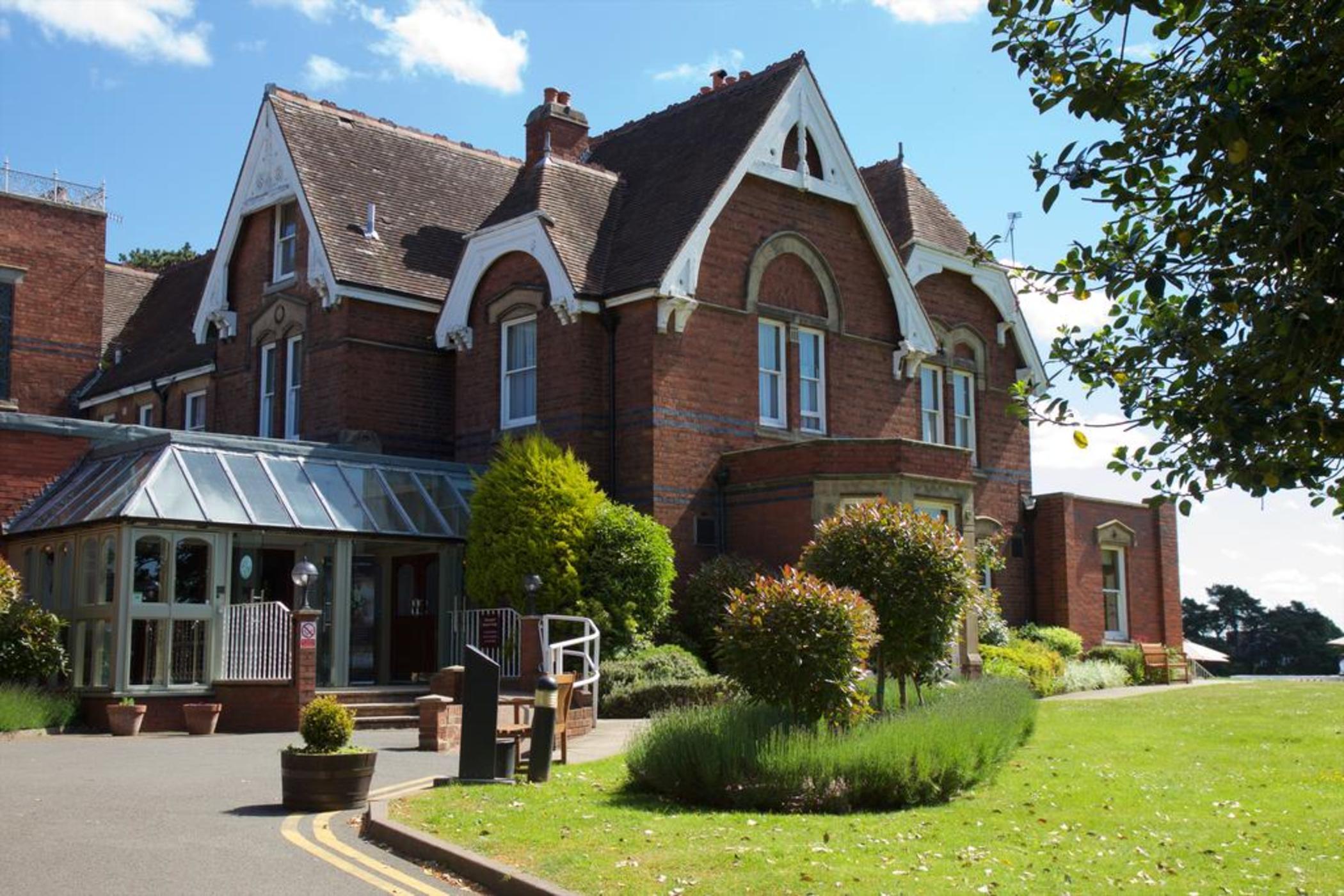 Stourport Manor Hotel Exterior photo