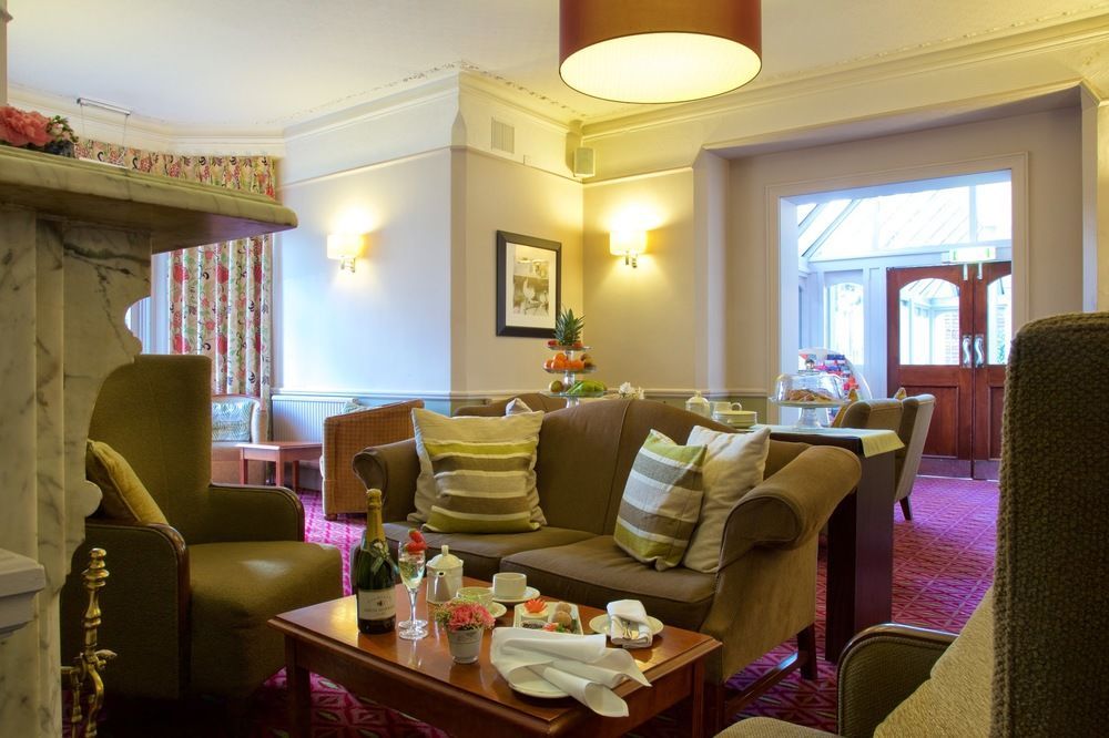 Stourport Manor Hotel Exterior photo