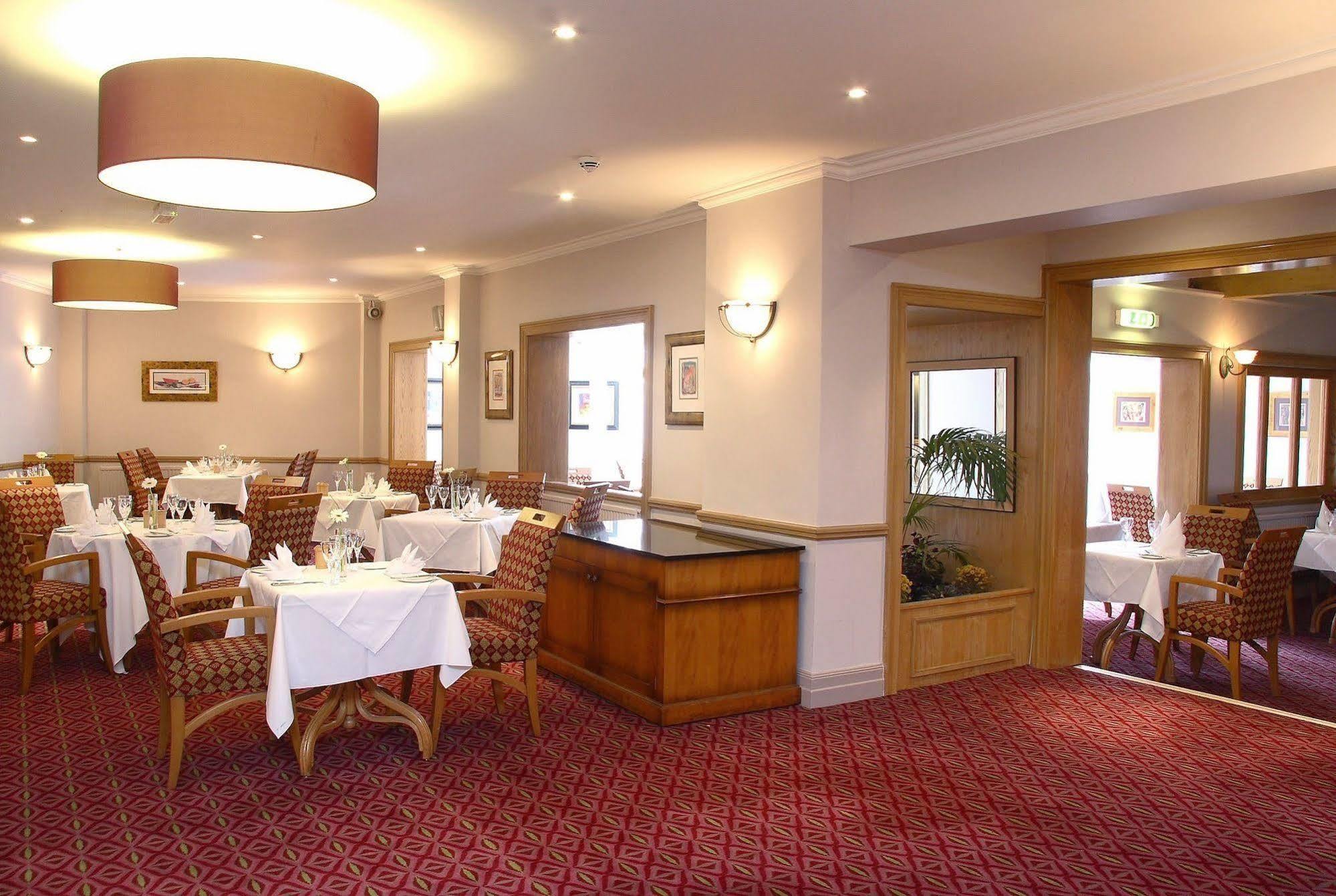 Stourport Manor Hotel Exterior photo